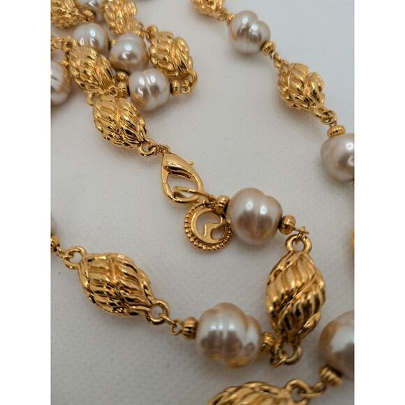 St. John Baroque Gold Station 61" Adjustable Belt Designer Signed - Picture 3 of 4